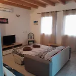 Casa Rosa Dei Venti *