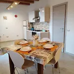 Lägenhet Casa Rosa Dei Venti Villa San Pietro