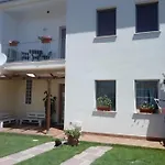 Lägenhet Casa Rosa Dei Venti Villa San Pietro