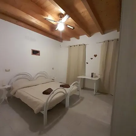 Casa Rosa Dei Venti 公寓 圣彼得罗镇