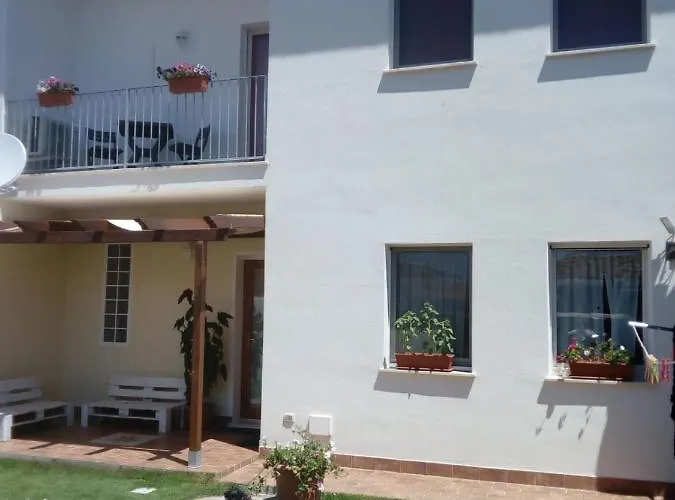 Апартаменты Casa Rosa Dei Venti Вилла-Сан-Пьетро